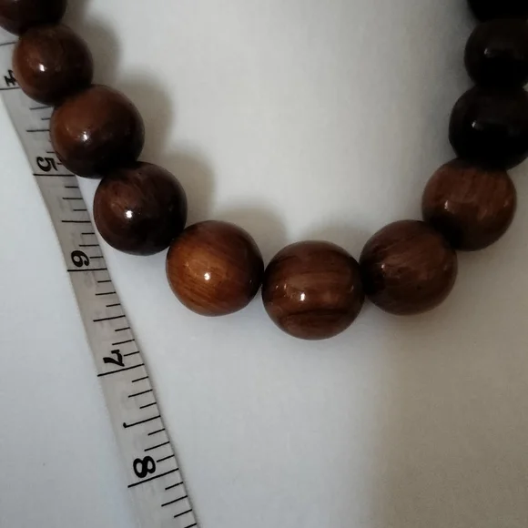 Wooden Necklace - Picture 3 of 5